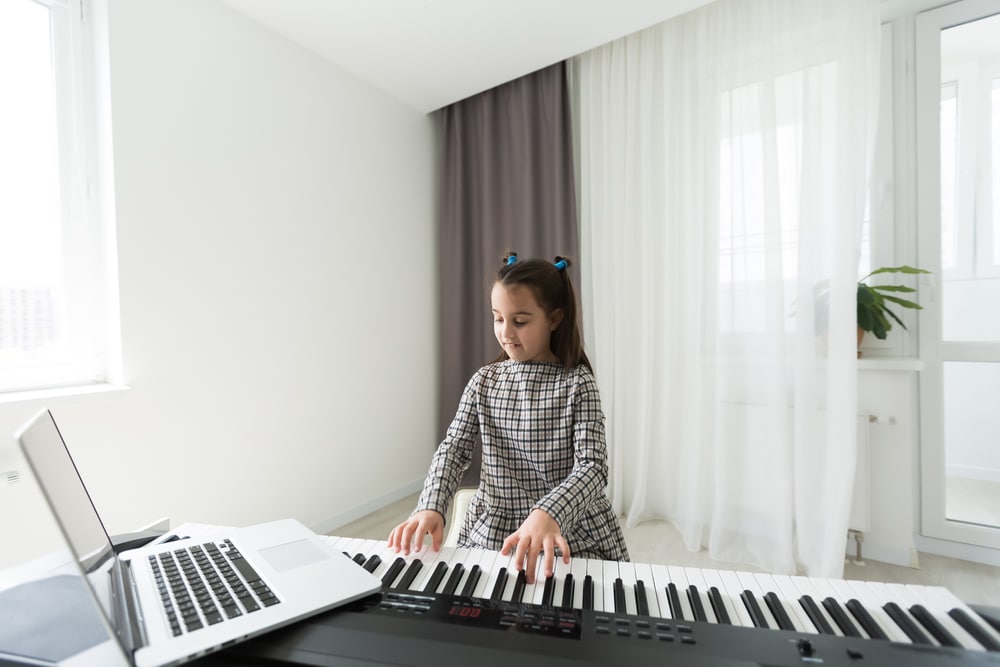 KEYBOARD/PIANO - Online/ Classroom for Domestic Students